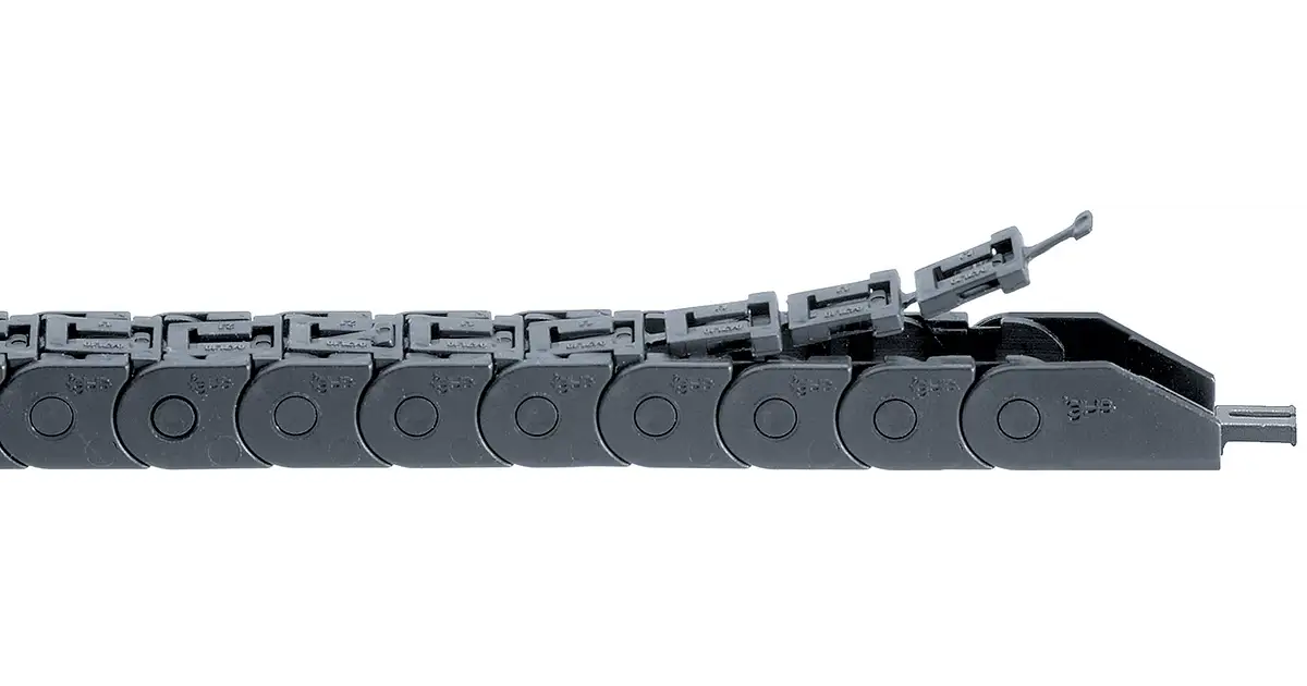 Energy chain 047 series | zip-open along the outer radius Energy chain 047 series | zip-open along the outer radius